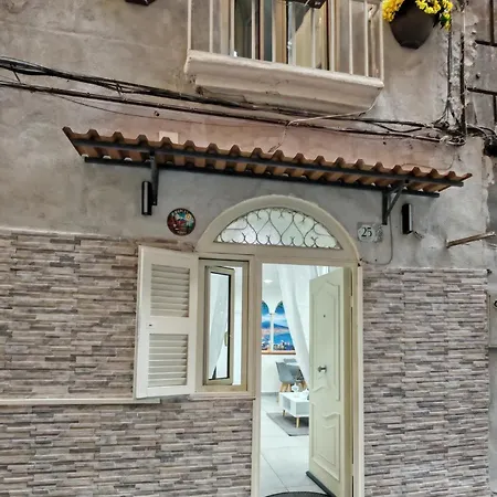 Il Rifugio Di Kekka Piazza Del Plebiscito *