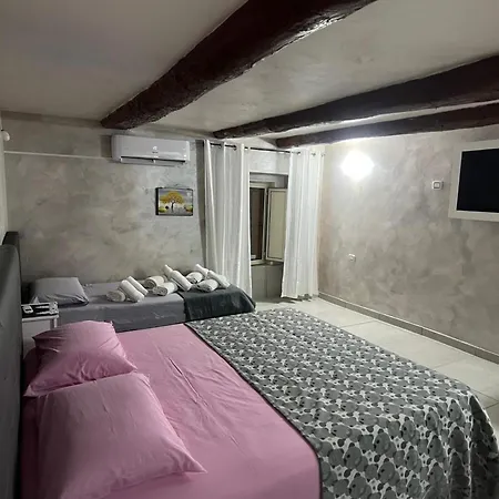 Il Rifugio Di Kekka Piazza Del Plebiscito