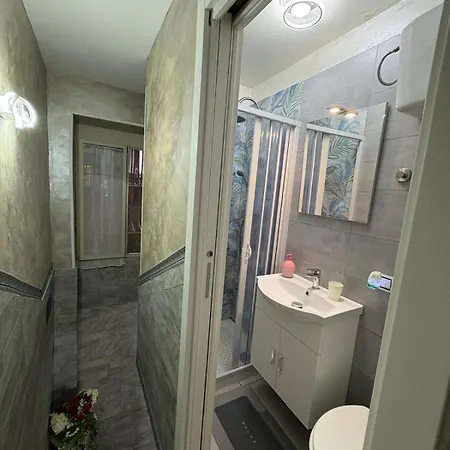 Il Rifugio Di Kekka Piazza Del Plebiscito アパート ナポリ