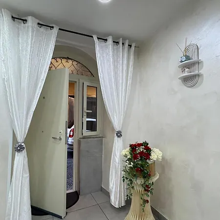 アパート Il Rifugio Di Kekka Piazza Del Plebiscito ナポリ