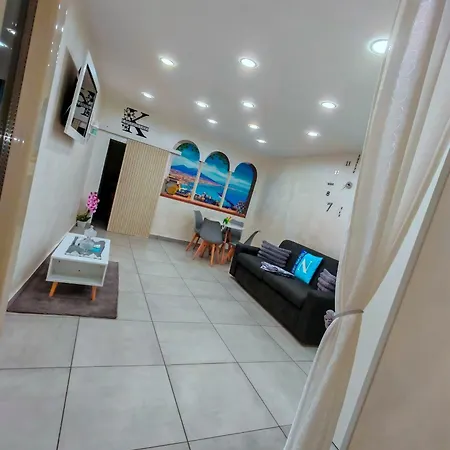 アパート Il Rifugio Di Kekka Piazza Del Plebiscito *